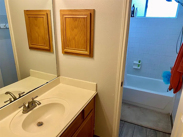 7239 Brockington Dr — Photo 14
