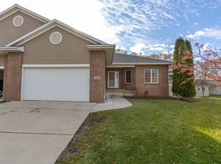 1032 Wendy Rd, Waterloo, IA 50701