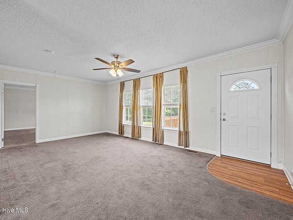 4th image of 2041 Bay Road
