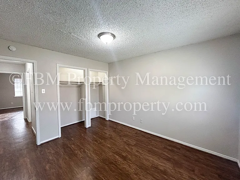 1603 S Hall St #A — Photo 13