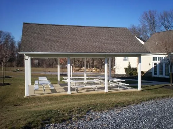 332 Wendover Way, Lancaster, PA 17603