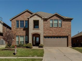 825 Golden Bear Ln, McKinney, TX 75070