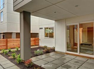 209 B 16th Ave, Seattle, WA 98122