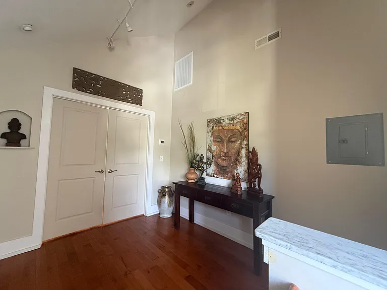 1021 Bay Dr #B — Photo 11
