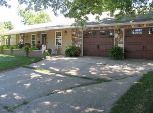 801 S 18th St, Quincy, IL 62301