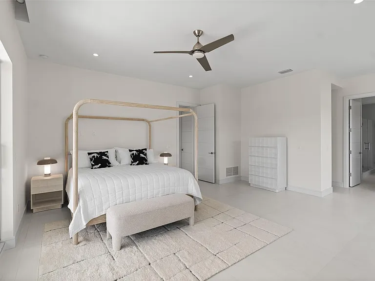 221 Shore Ct #221 — Photo 45