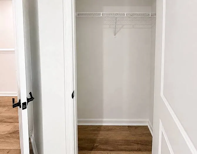 8672 Elmo Rd — Photo 25