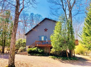 11 Summit Dr, White Haven, PA 18661