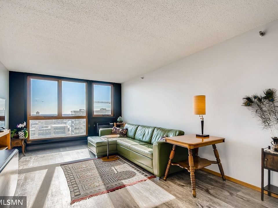1st image of 433 S 7th St APT 1812