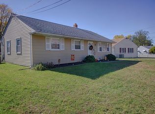 364 Colonial Rd, Bellmawr, NJ 08031