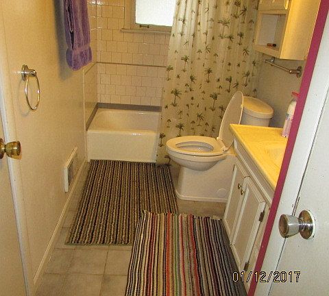 2nd image of 16825 Louis Ct