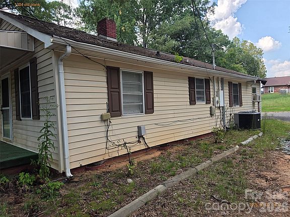2nd image of 1304 Old Plank Rd