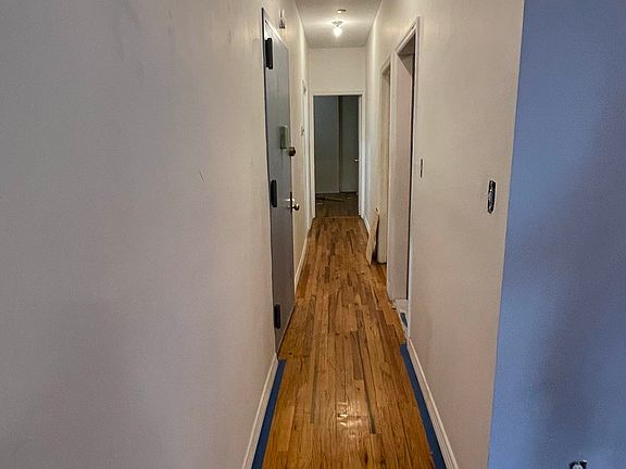 3rd image of 226 Livingston St APT 2