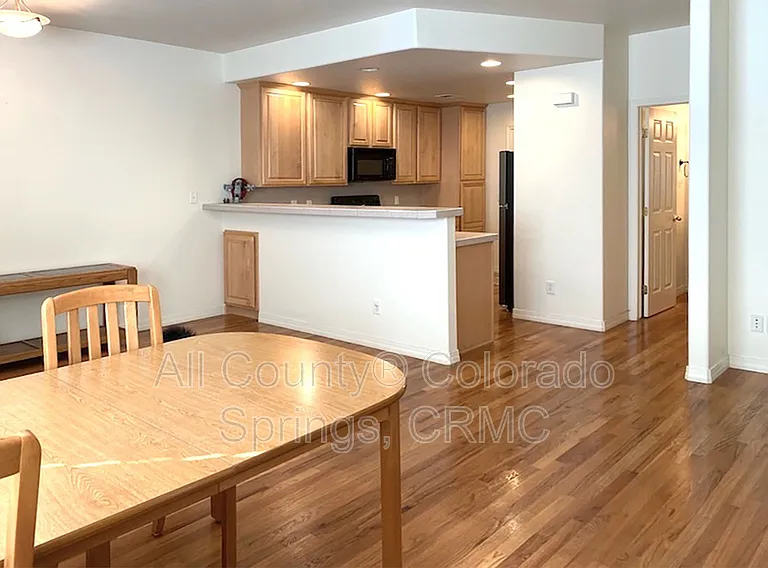 4305 Prestige Point — Photo 5
