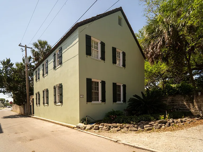 76 Marine St — Photo 28