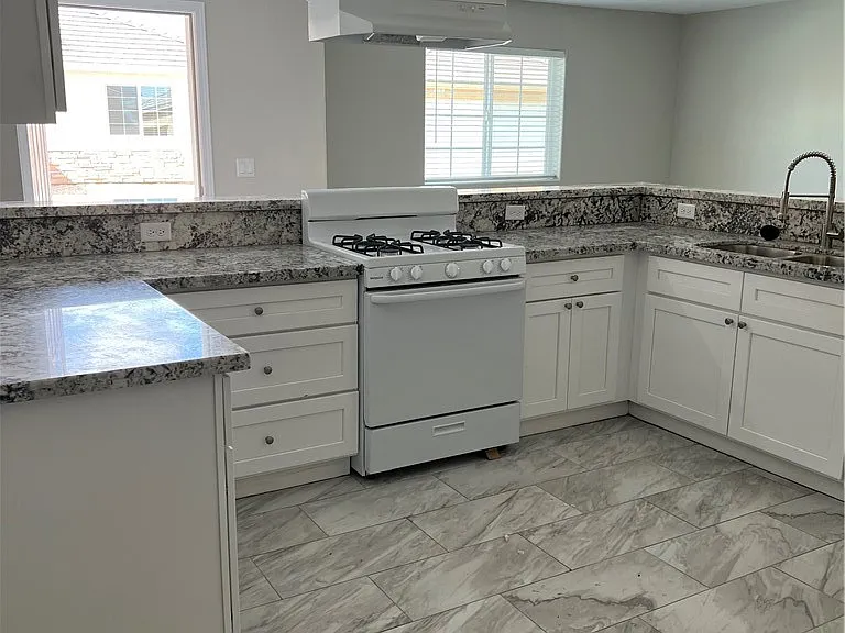 16550 Olive St #105 — Photo 3