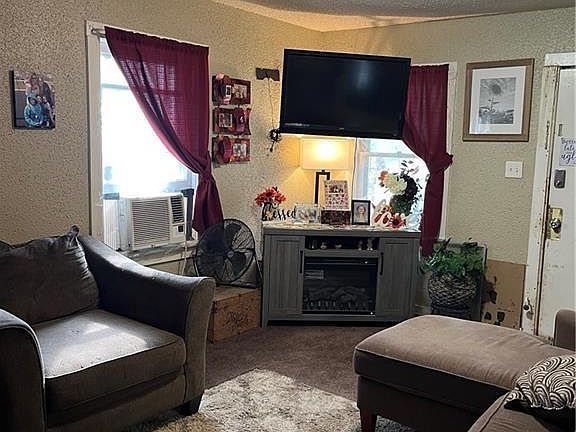 5th image of 7133 Agnes Ave