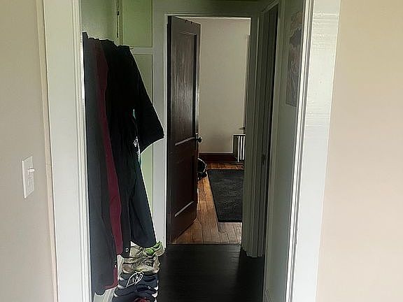 5th image of 232 Park Ave