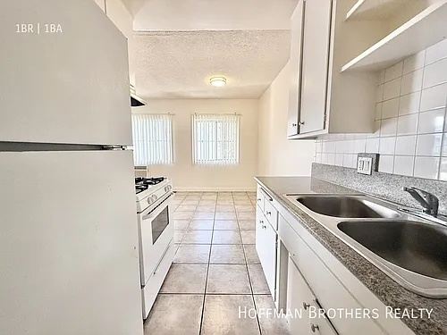 838 N Normandie Ave #8 Photo 1