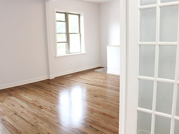 5th image of 1149 E 61st St #1