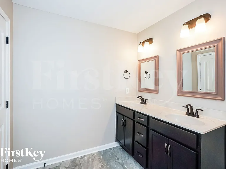 1544 Kestrel Dr — Photo 15