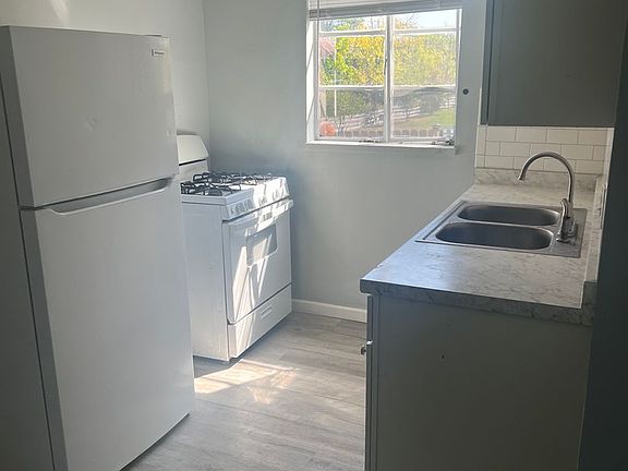 3rd image of 1155 Linda Vista Ave Unit 1