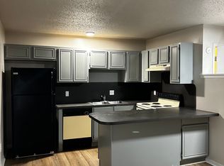115 E Hefferman St #202, Beeville, TX 78102