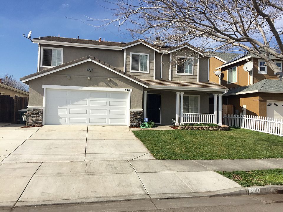 1st image of 390 Glenbriar Cir