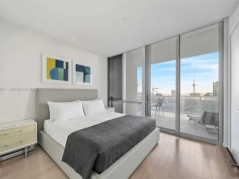 851 NE 1st Ave #Penthouse 4612 — Photo 24
