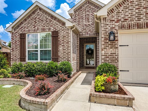 3rd image of 3401 Easterly Ln