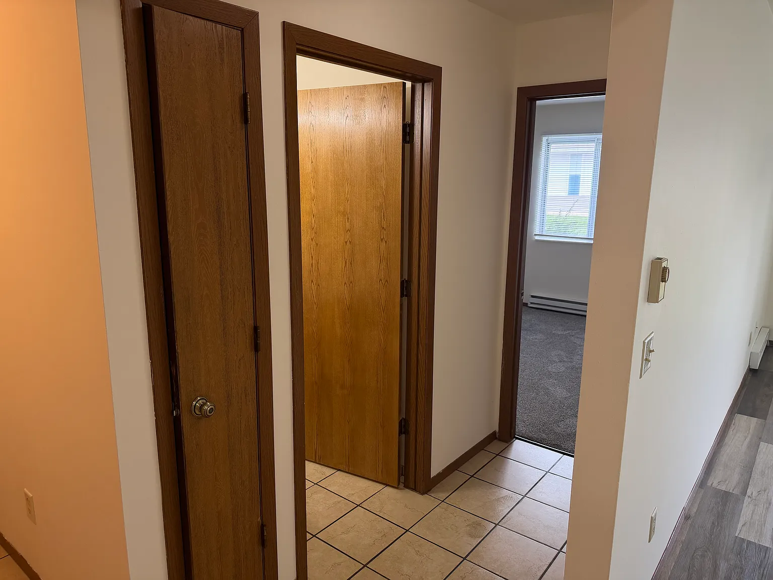 3 bed, 1.5 bath, 1500 sqft, $1,500 — Photo 4
