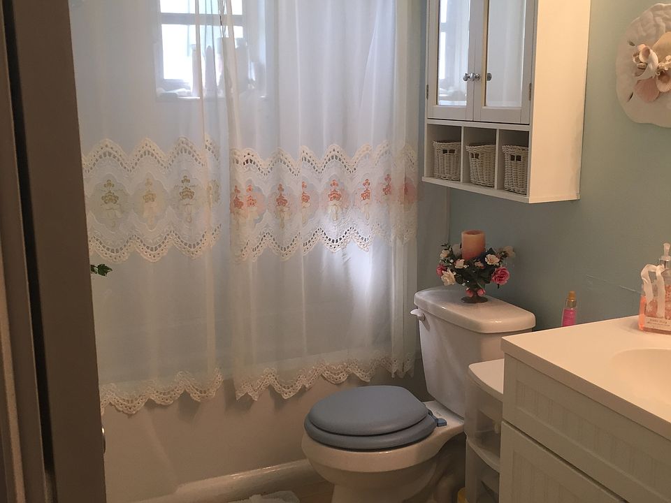 Full bath