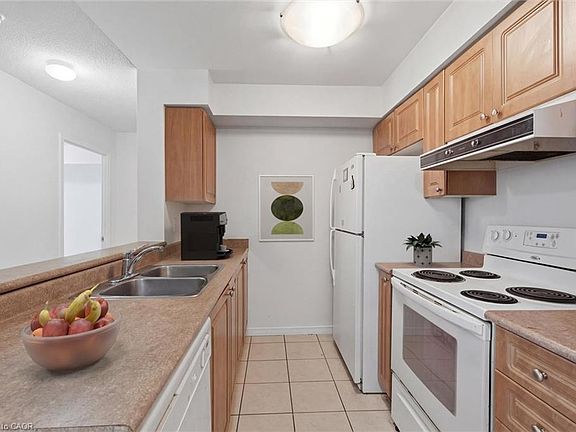 5th image of 3650 Kingston Rd #622