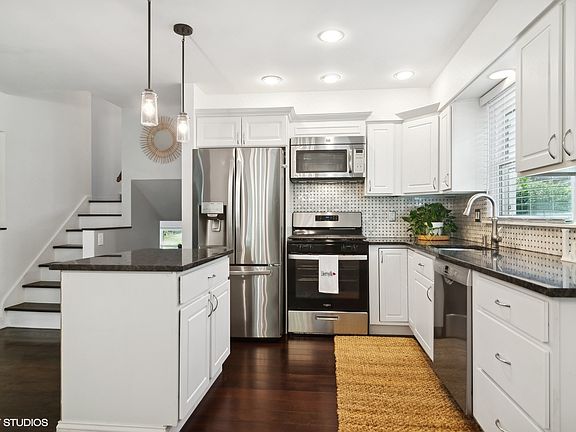 4th image of 206 Kenloch Ave