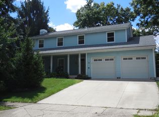 3949 Blueberry Hollow Rd, Columbus, OH 43230