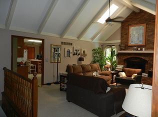 6729 Noland Rd, Shawnee, KS 66216