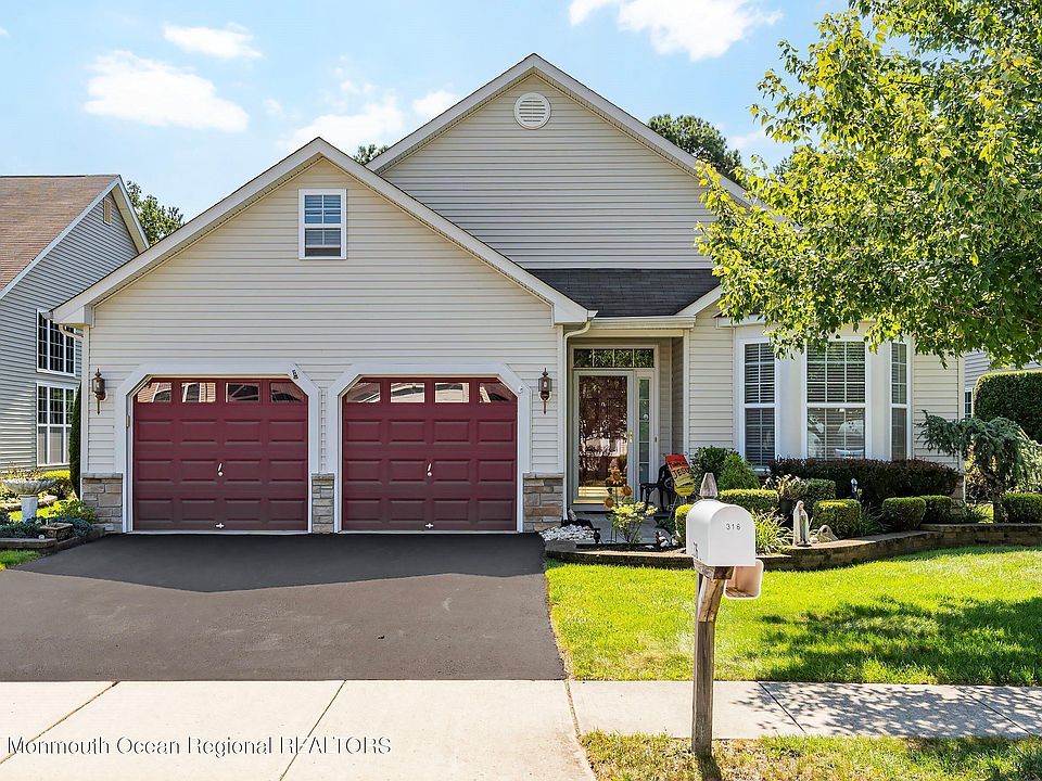 1st image of 316 Damiano Way