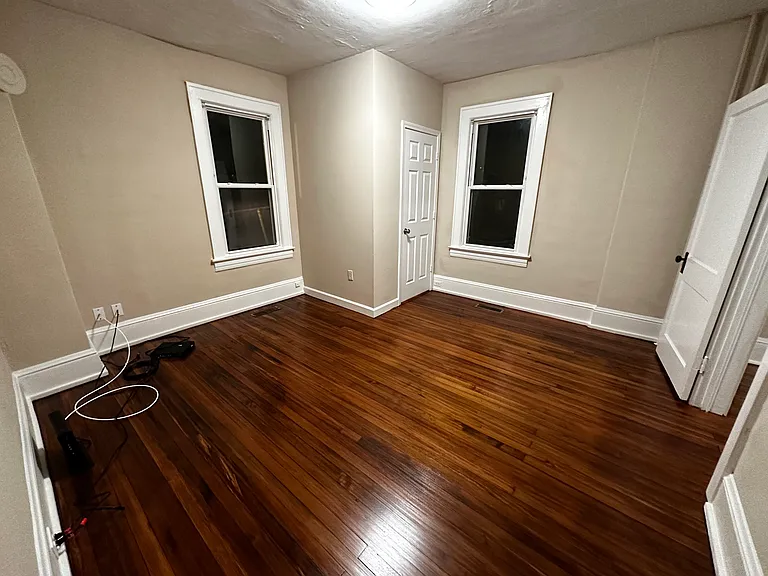 1312 Morton Ave SE — Photo 3