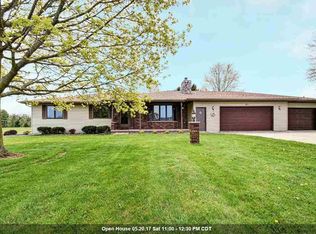 5104 Langes Corners Rd, Denmark, WI 54208