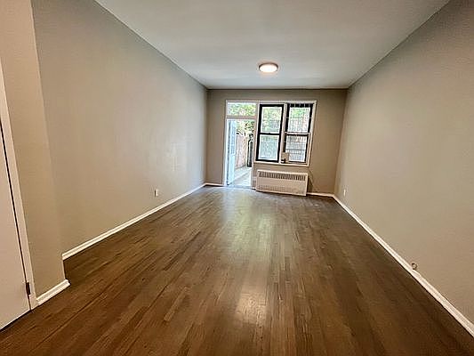 3rd image of 515 E 6th St APT A7
