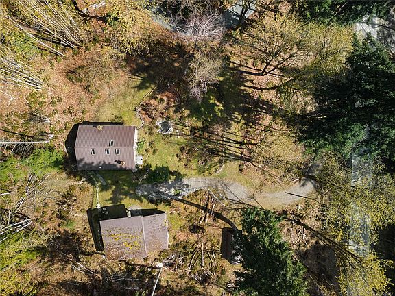 4th image of 11409 Youbou Rd