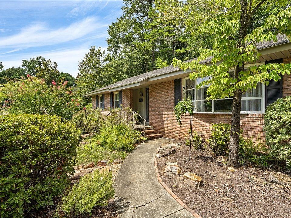 1st image of 703 Brenda Ave