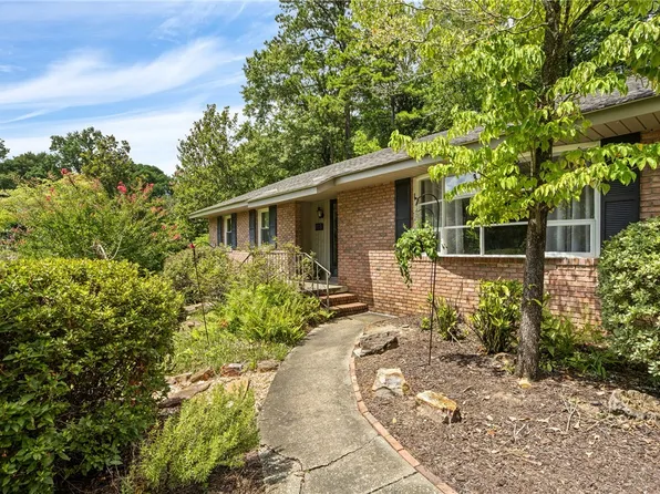 703 Brenda Ave, Auburn, AL 36830