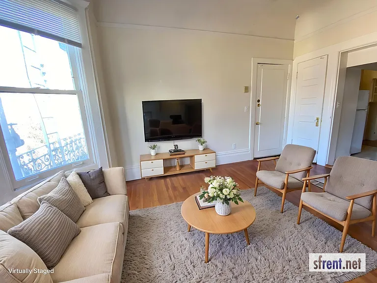 1739 Pine Street — Photo 7