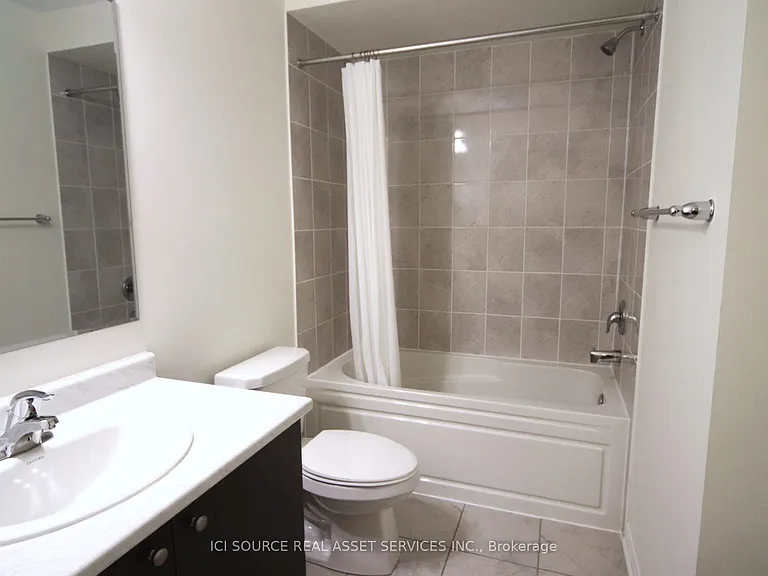 250 Lagerfeld Dr #16 — Photo 9