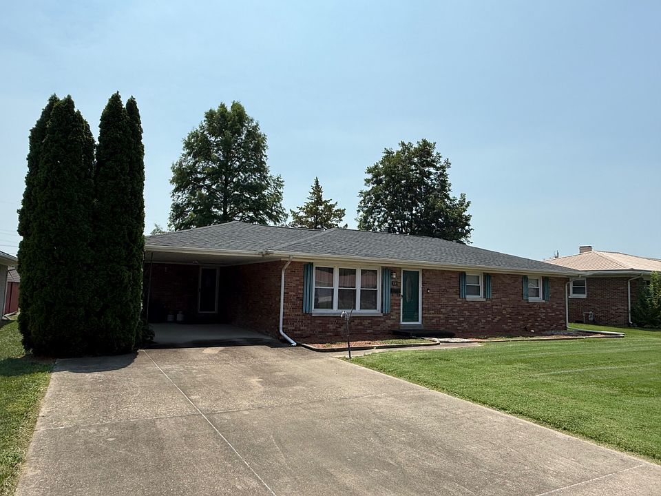 1st image of 305 Iris Ln