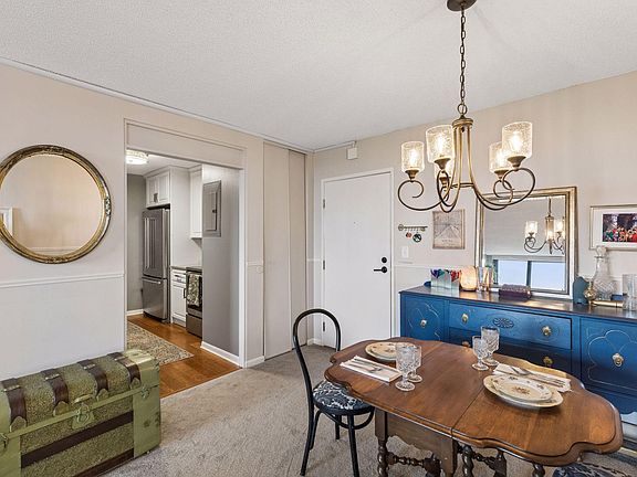 3rd image of 1181 Edgcumbe Rd APT 1515