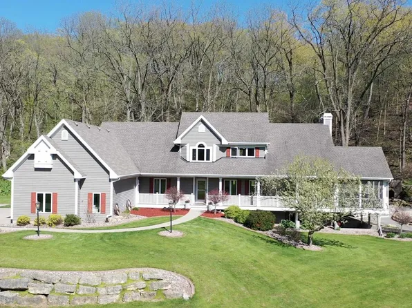 4136 North Birch Trail, Cross Plains, WI 53528