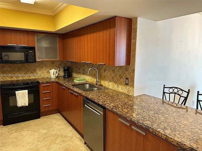 16699 Collins Ave #2006 — Photo 20