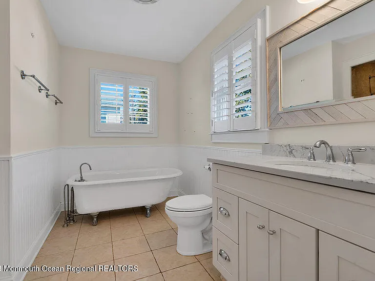 303 B St — Photo 31